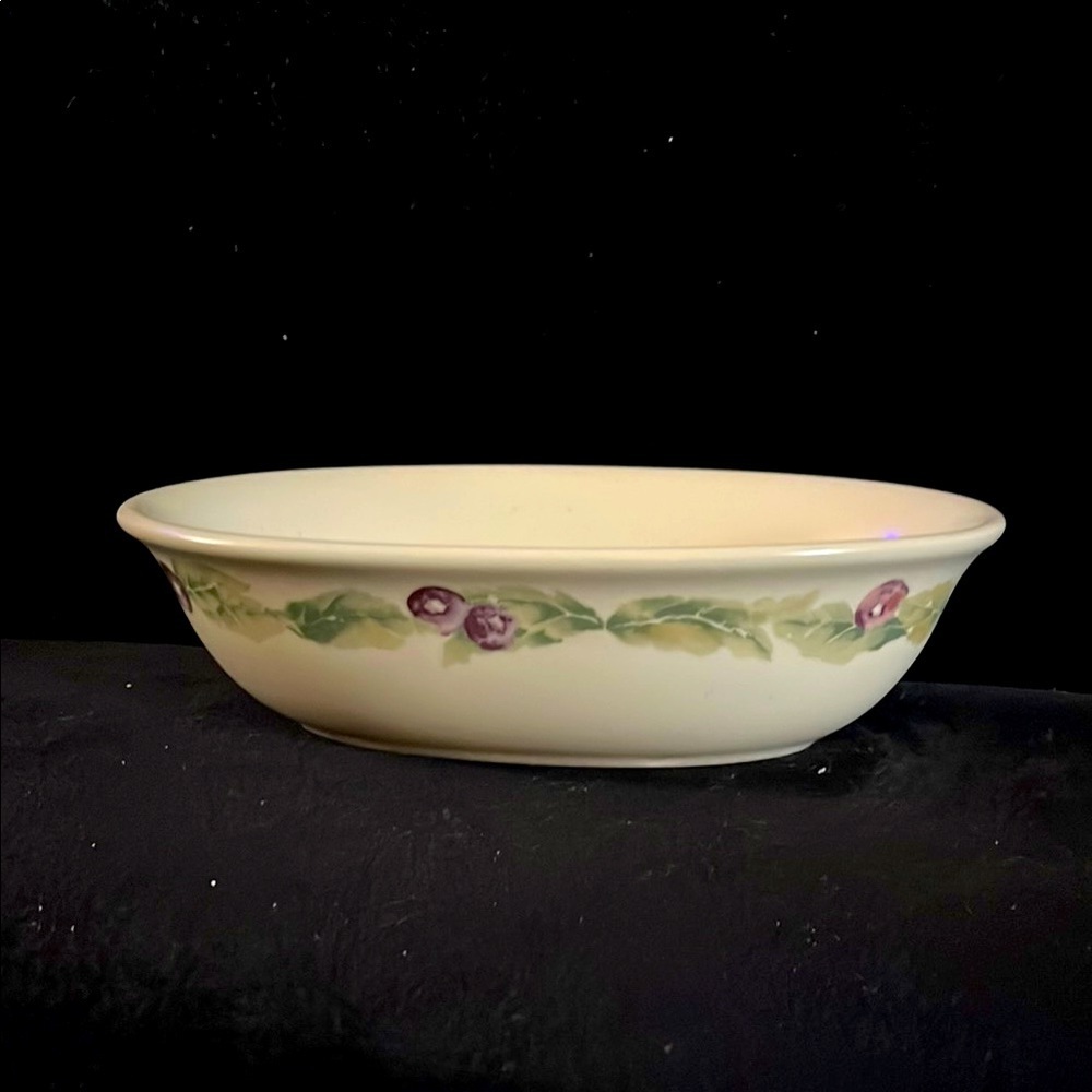 Set of 2 Pfaltzgraff Jamberry Oval Serving Bowls 8”x5”x 2” Stoneware USA made